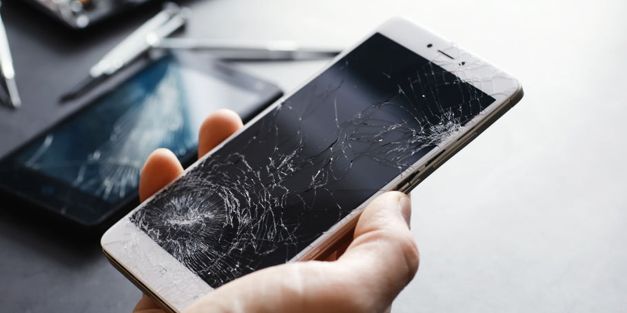 The Surprising Ways a Cracked Phone Screen Can Affect Your Daily Life